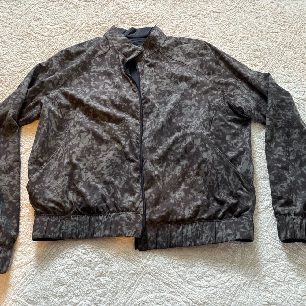 Lululemon Bombs Away Jacket